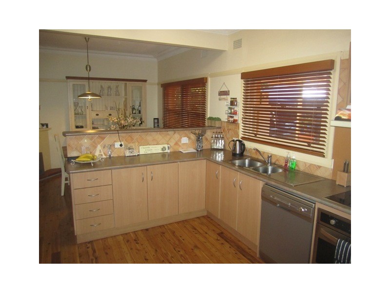 164 Carthage Street, Tamworth NSW 2340