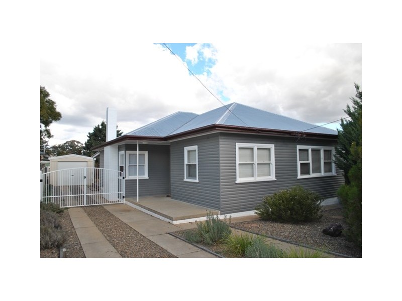 103A Piper Street, Tamworth NSW 2340