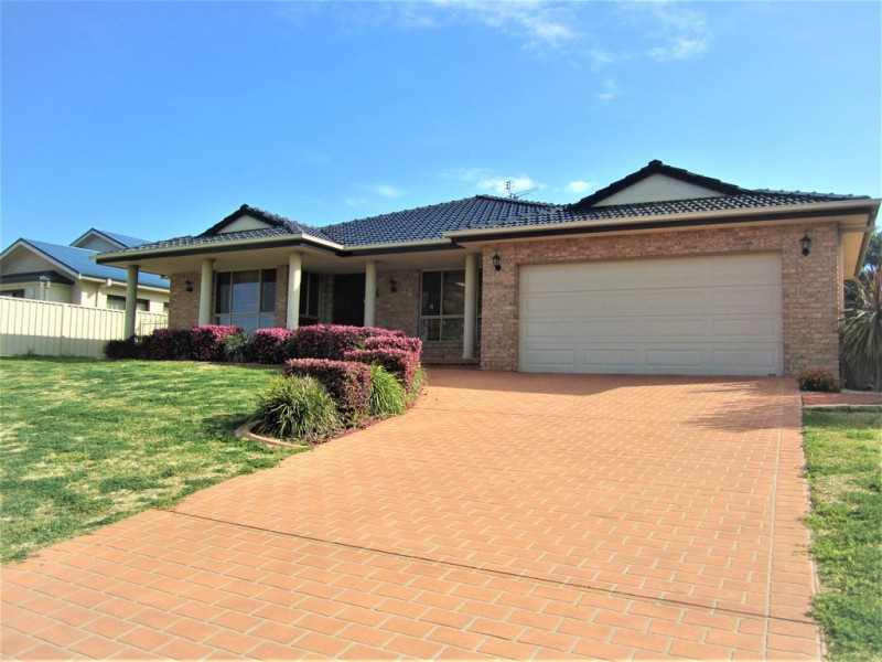 67 Warwick Road, Tamworth NSW 2340