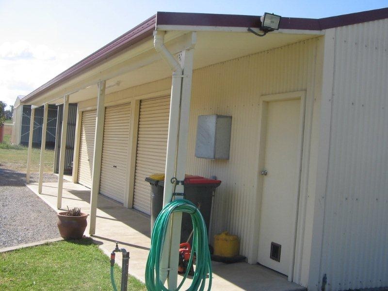 1666 Oxley Highway, Tamworth NSW 2340