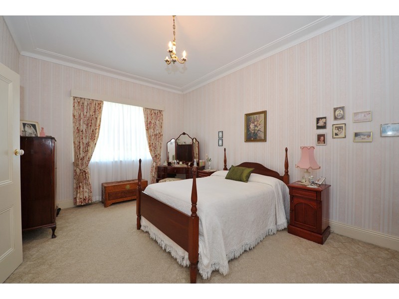 76 Carthage Street, Tamworth NSW 2340