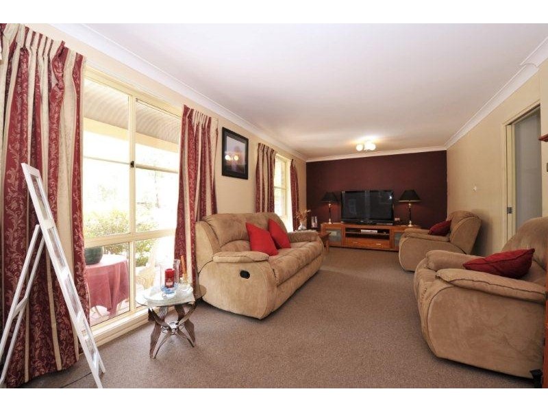 15 Dangar Cres, Tamworth NSW 2340