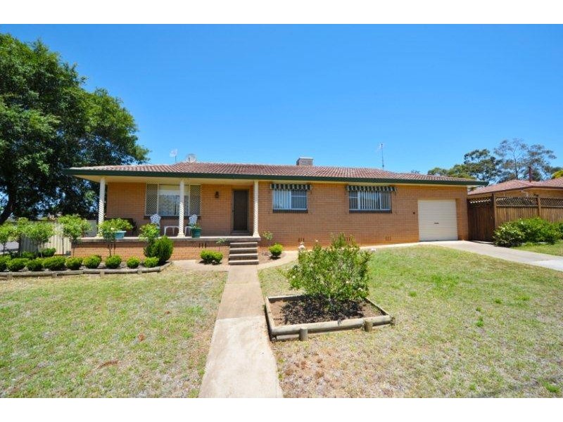 2 Doonba Street, Tamworth NSW 2340