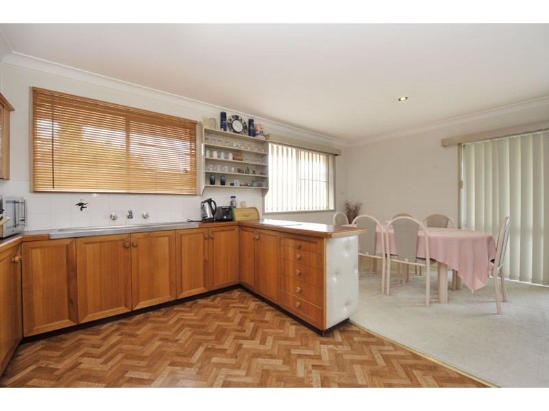 2 Dekalb Street, Tamworth NSW 2340