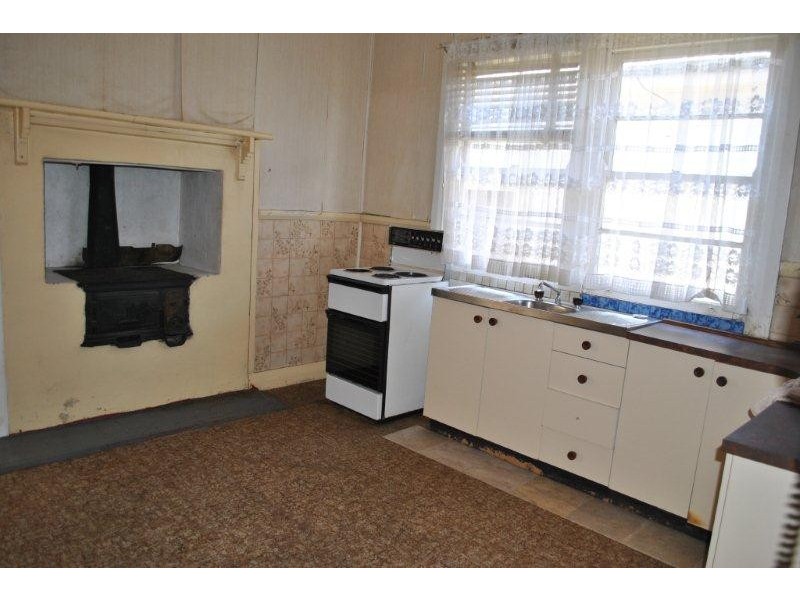 148 Belmore Street, Tamworth NSW 2340