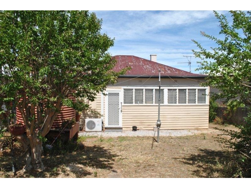 148 Belmore Street, Tamworth NSW 2340