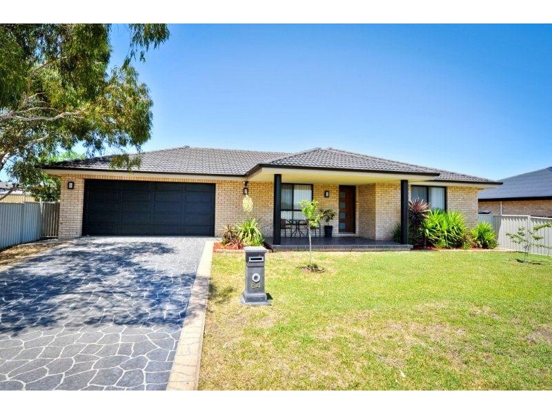 64 Marathon Street, Tamworth NSW 2340