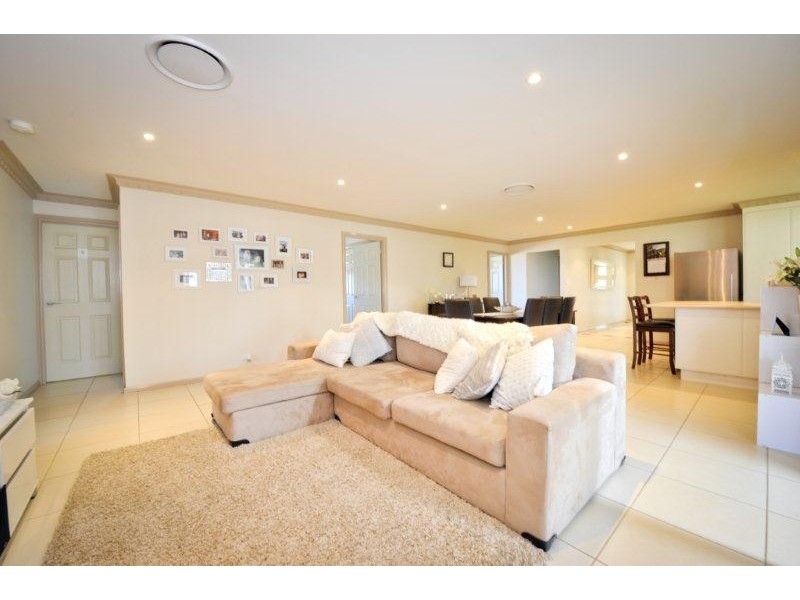 64 Marathon Street, Tamworth NSW 2340