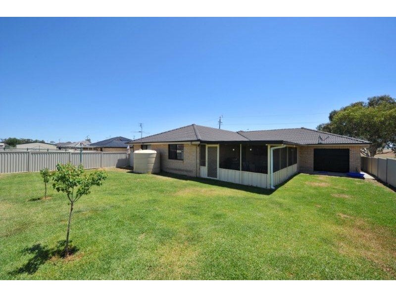 64 Marathon Street, Tamworth NSW 2340