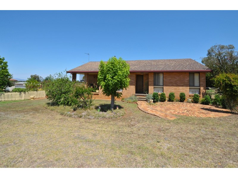 33 Ridge Street, Attunga NSW 2345