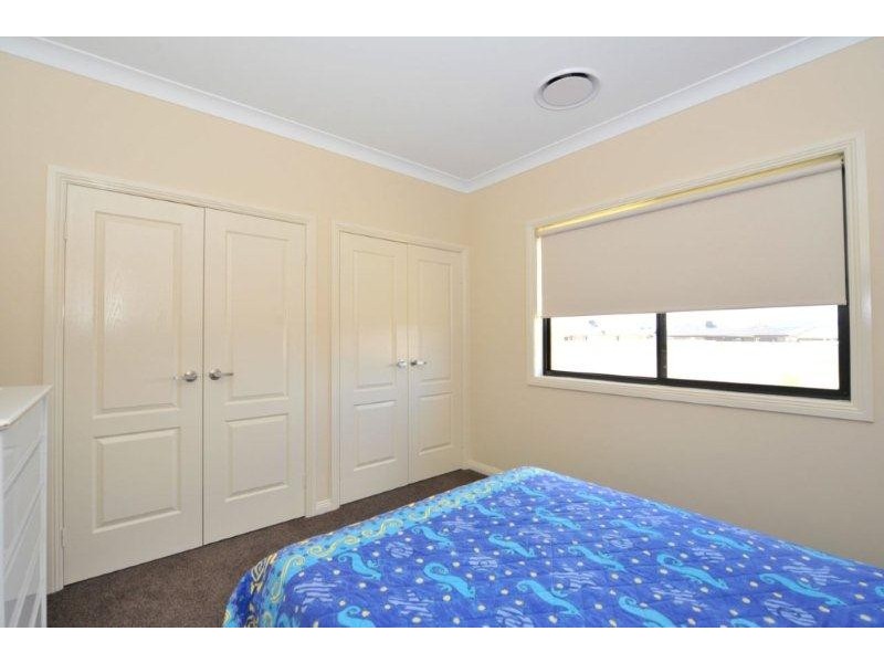 6 John Stuart Close, Tamworth NSW 2340