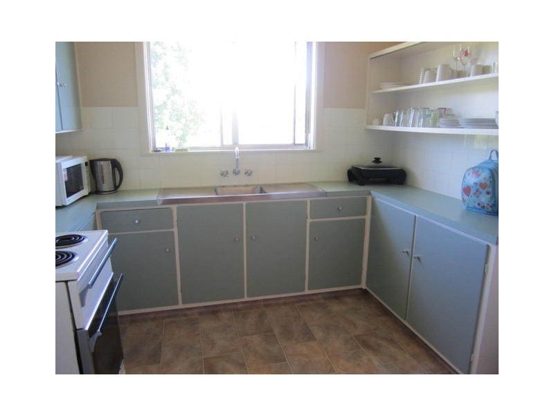 8 Bell Street, Tamworth NSW 2340