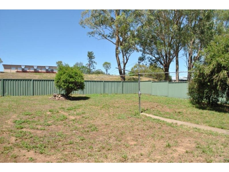 10 Coorong Street, Tamworth NSW 2340