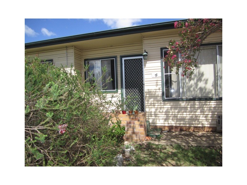 4/3 Scotts Road, Tamworth NSW 2340