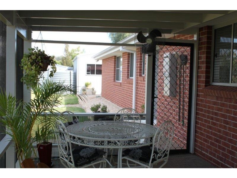 4 Manina Way, Tamworth NSW 2340