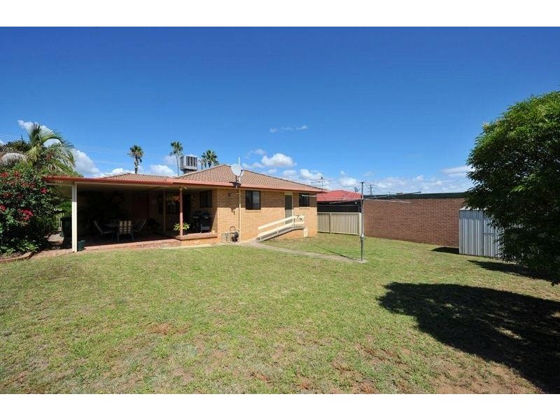 11 Arinya Street, Tamworth NSW 2340