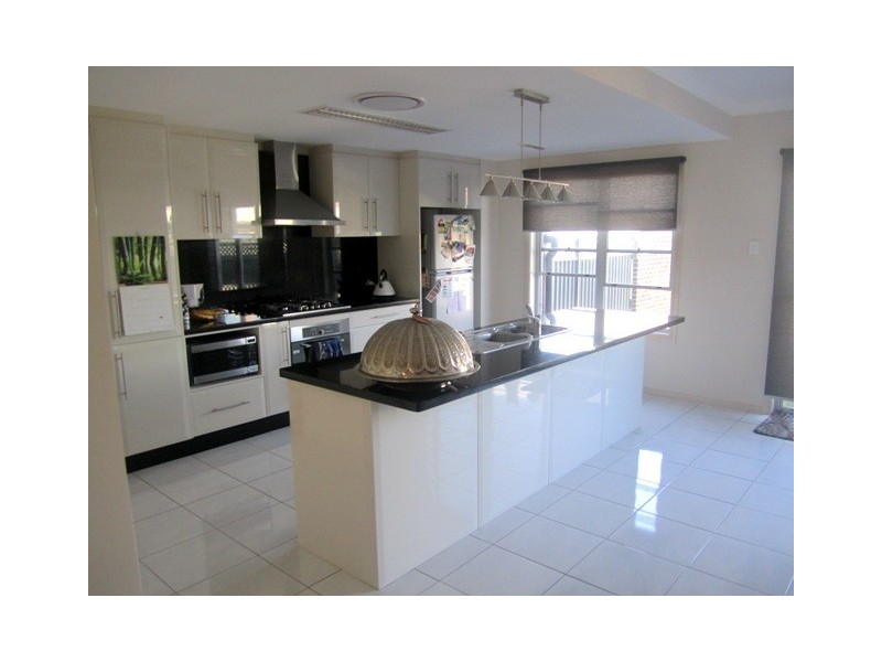 3 Boulevard Place, Tamworth NSW 2340
