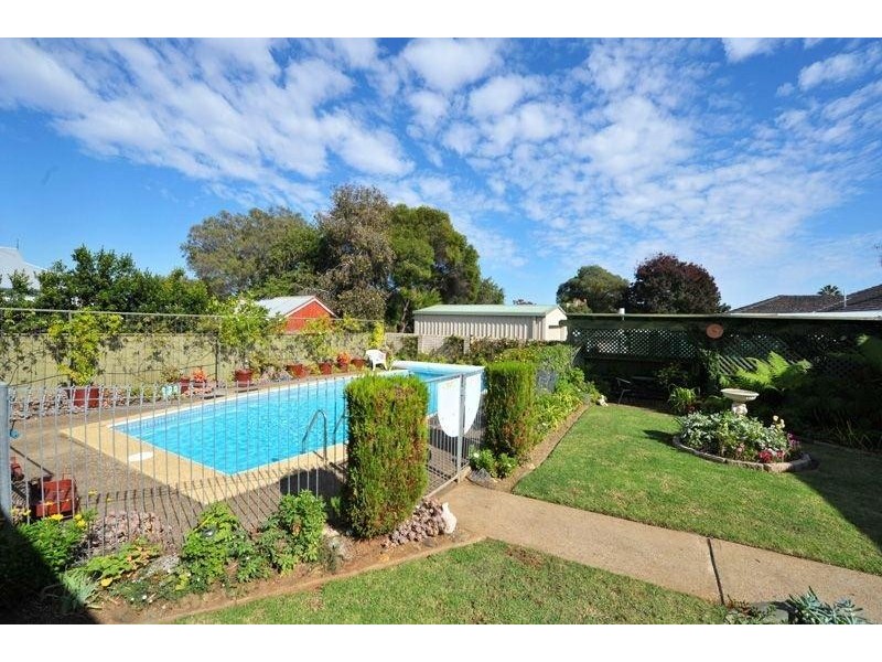 17 Elizabeth Street, Tamworth NSW 2340