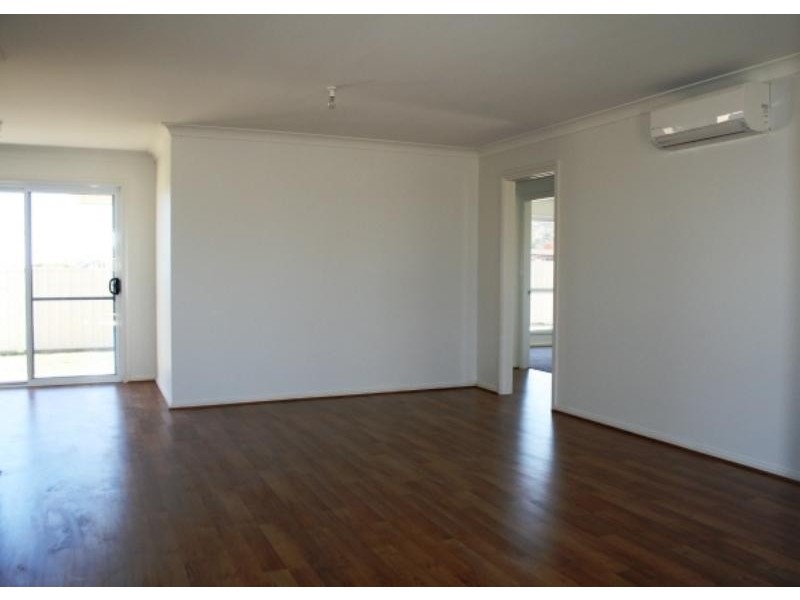 1/3 Warrabah Close, Tamworth NSW 2340