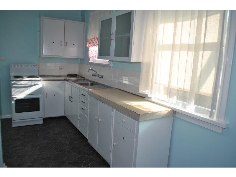 9 Lorraine Street, Tamworth NSW 2340