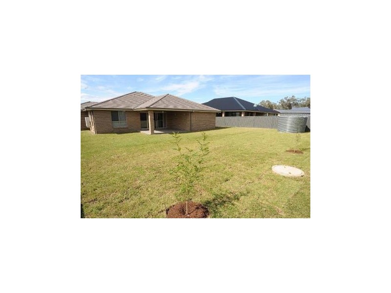29 Semillon Drive, Tamworth NSW 2340