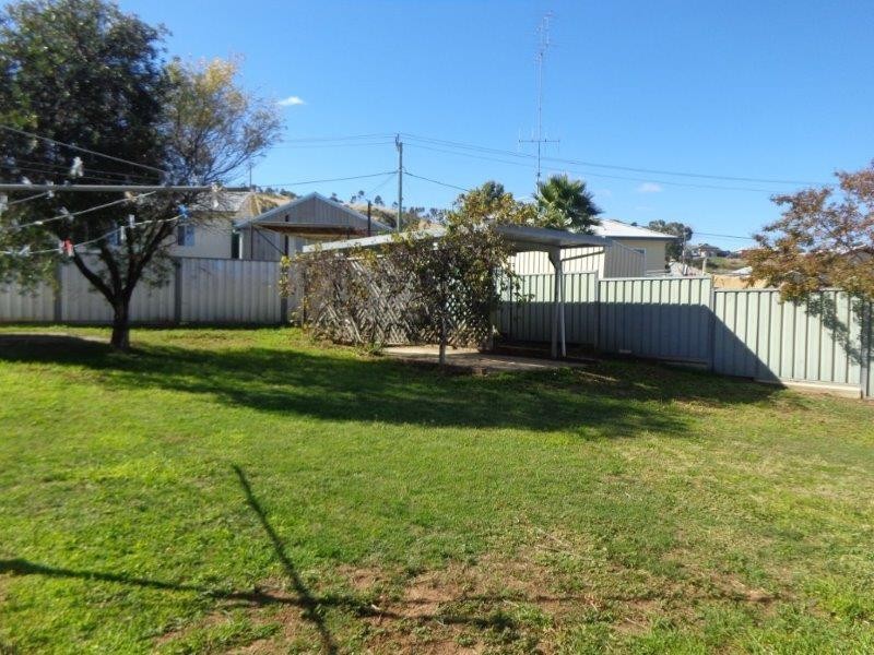 72 Johnston Street, Tamworth NSW 2340