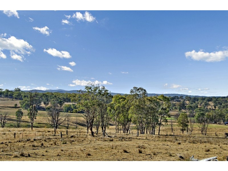 2113 Watsons Creek Road, Watsons Creek NSW 2355