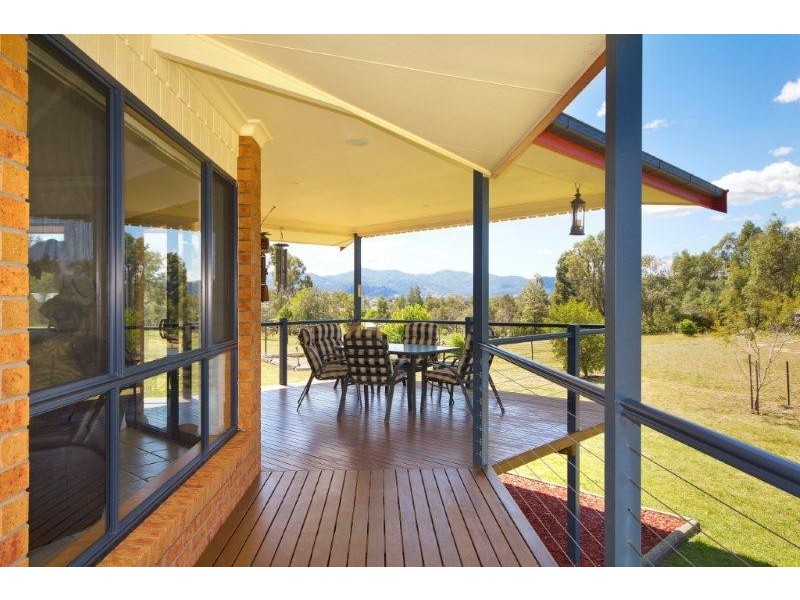 171 Sandy Road, Kootingal NSW 2352