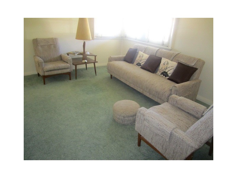 100 Denne Street, Tamworth NSW 2340