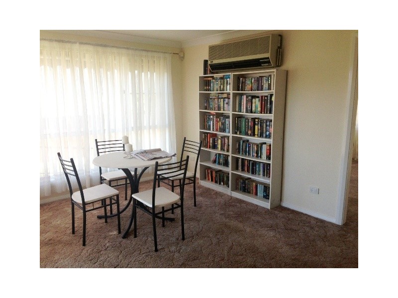 100 Denne Street, Tamworth NSW 2340