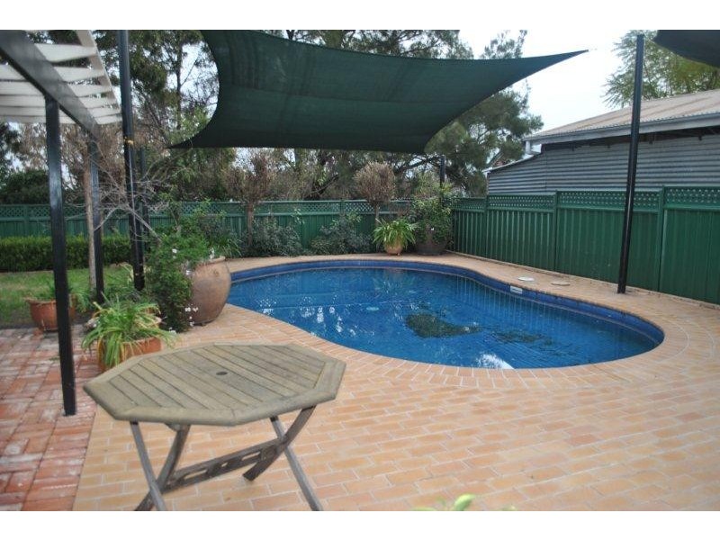 53 Dowell Avenue, Tamworth NSW 2340