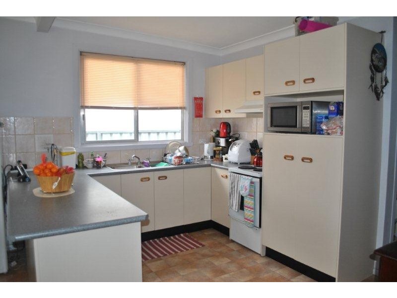 24 Bell Street, Tamworth NSW 2340