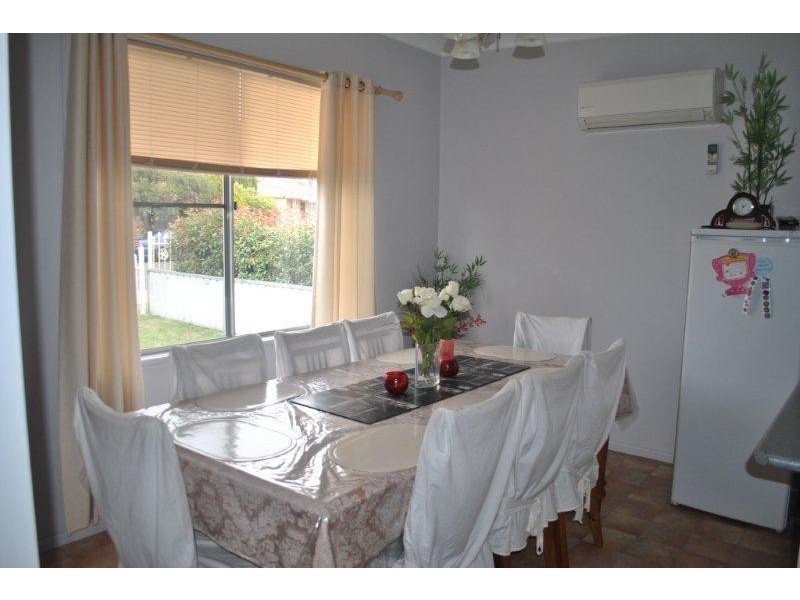 24 Bell Street, Tamworth NSW 2340