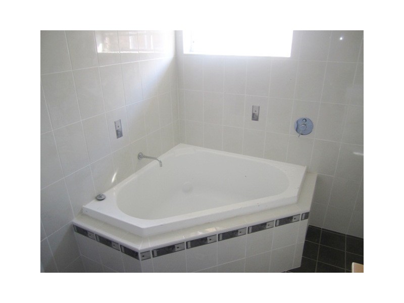 70 Garden Street, Tamworth NSW 2340