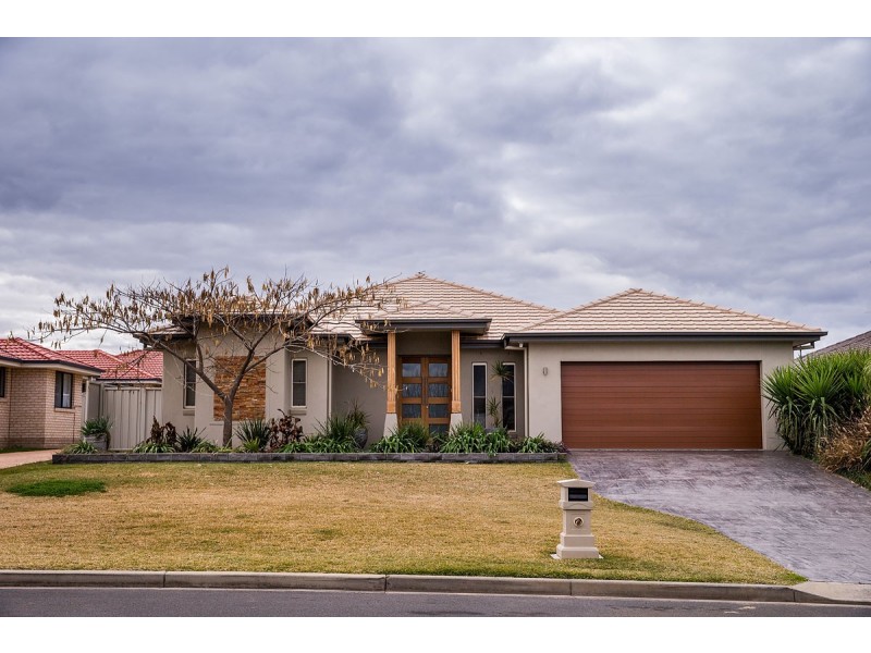 33 Warwick Road, Tamworth NSW 2340