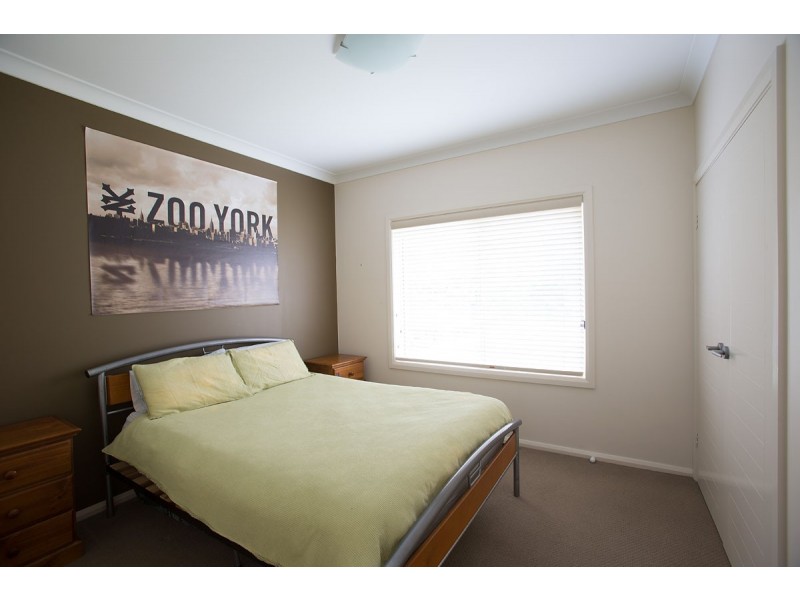 33 Warwick Road, Tamworth NSW 2340