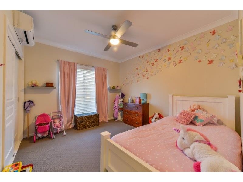1234 Manilla Road, Tamworth NSW 2340
