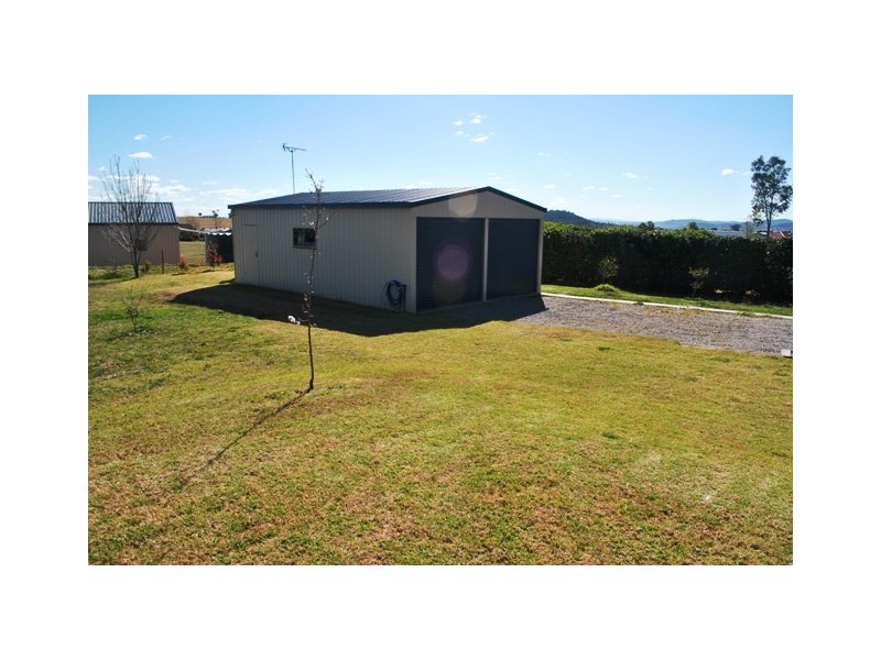 21 Barrington Drive, Tamworth NSW 2340