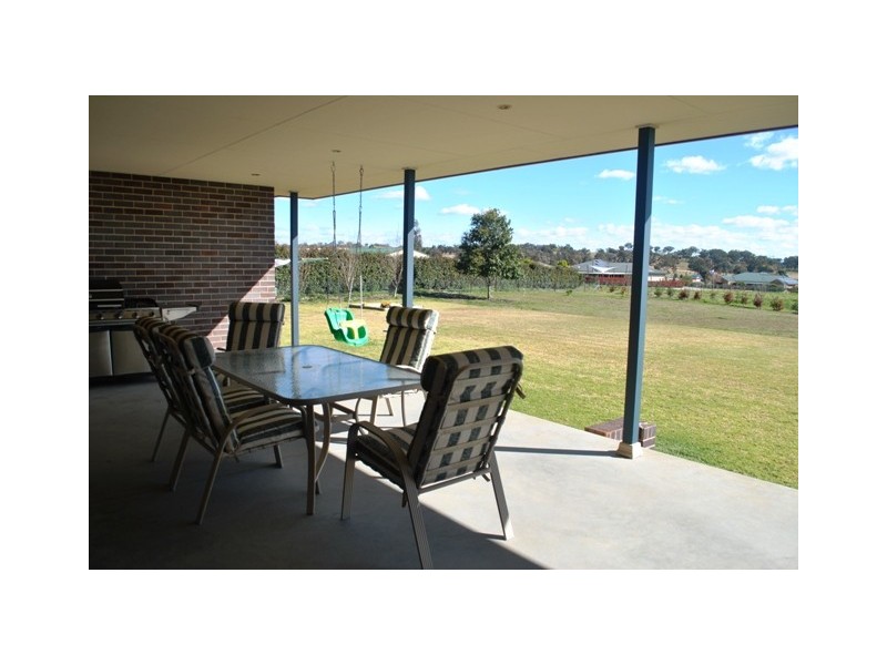 21 Barrington Drive, Tamworth NSW 2340