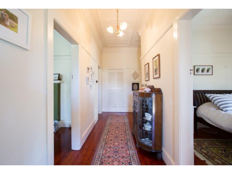 27 King Street, Tamworth NSW 2340