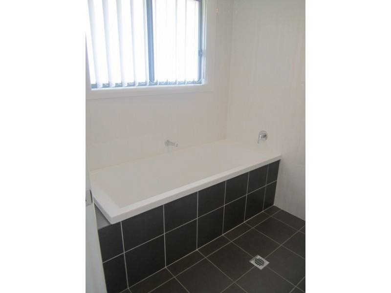 5a Gregory Place, Tamworth NSW 2340