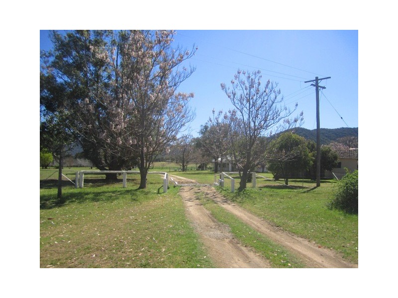 273 Langens Lane, Moore Creek NSW 2340