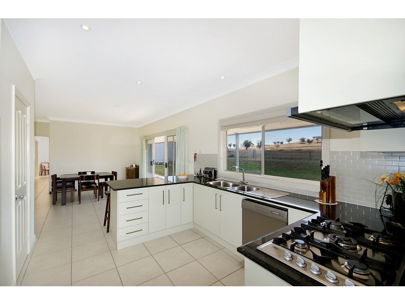 2583 Manilla Road, Tamworth NSW 2340