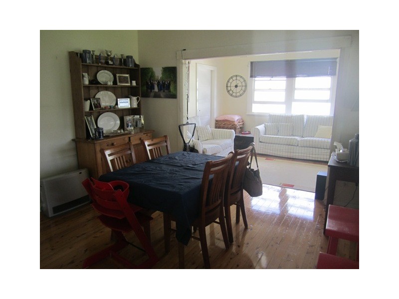 19 Upper Street, Tamworth NSW 2340