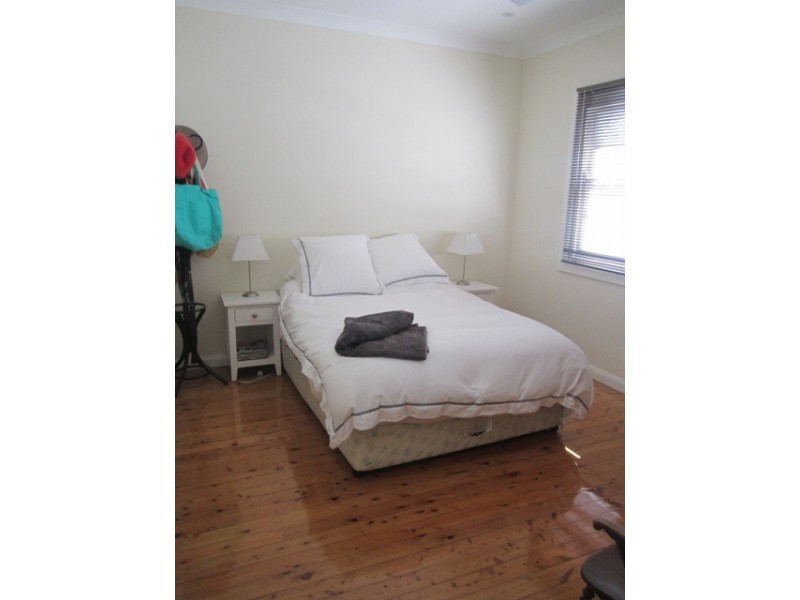 19 Upper Street, Tamworth NSW 2340