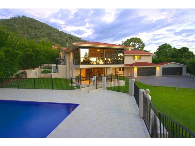 13 Wade Avenue, Tamworth NSW 2340