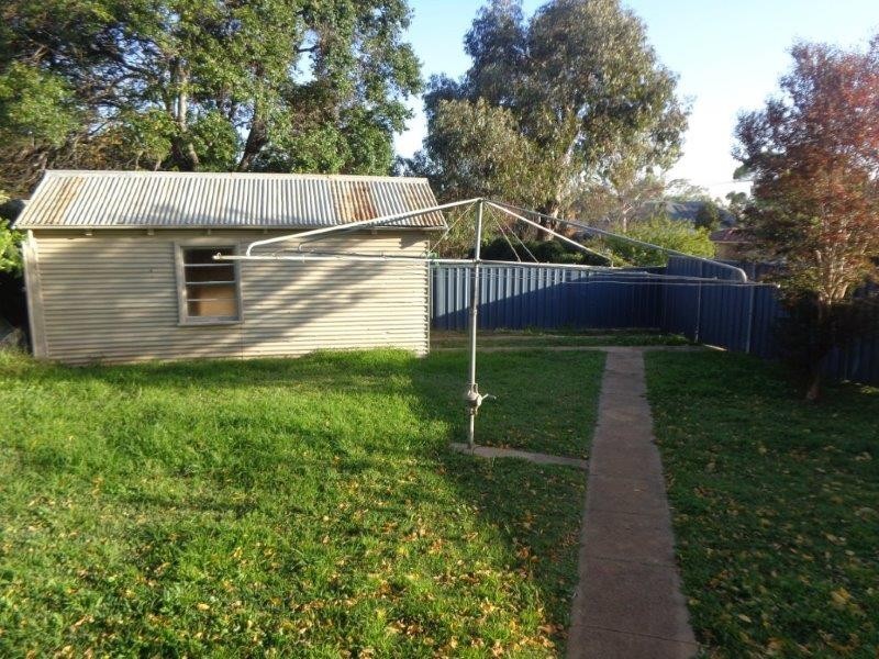 101 Piper Street, Tamworth NSW 2340