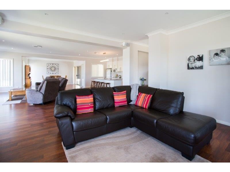 2 Lye Street, Tamworth NSW 2340