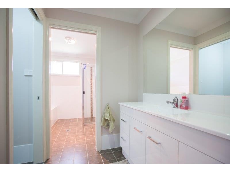 2 Lye Street, Tamworth NSW 2340