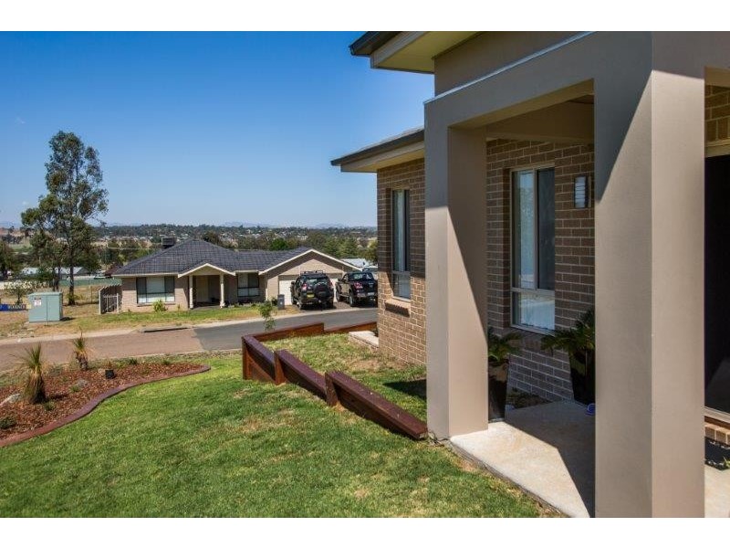 2 Lye Street, Tamworth NSW 2340